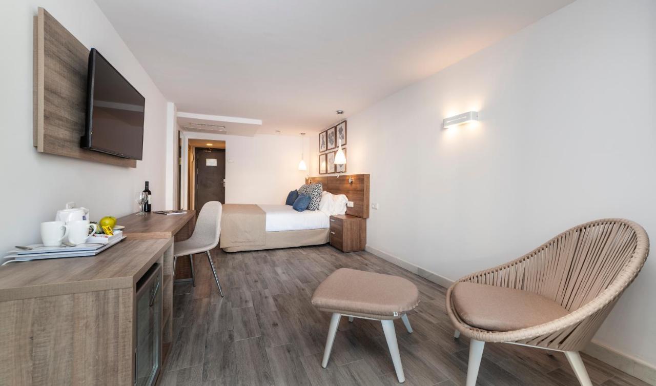 Globales Don Pedro - Adults Only Hotel Cala de Sant Vicenc Buitenkant foto