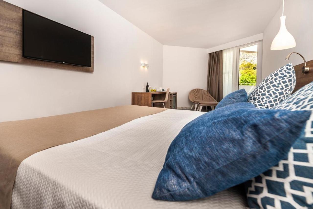 Globales Don Pedro - Adults Only Hotel Cala de Sant Vicenc Buitenkant foto